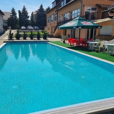 Beach Taban Vendeghaz Balatonlelle Buitenkant foto